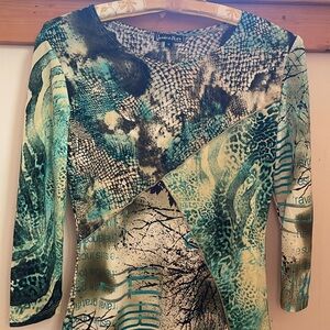 Jessica Max Green and Black Patterned Shirt